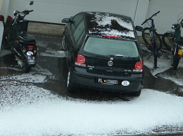 Hagel Bendern mehr als eine Hand voll Hagel Bendern mehr als eine Hand voll