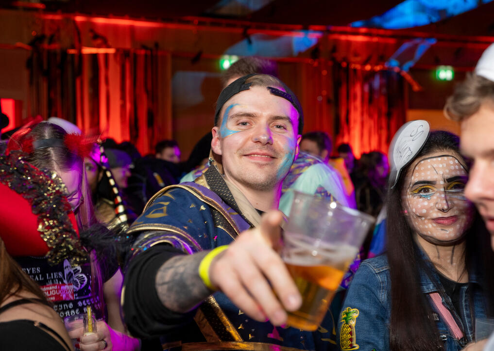 «Schaabumm» Party im Saal Schaan