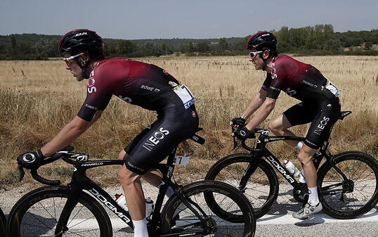 Kampf um Position für die Team-Captains: Luke Rowe (vorne) wurde von der Tour de France ausgeschlossen