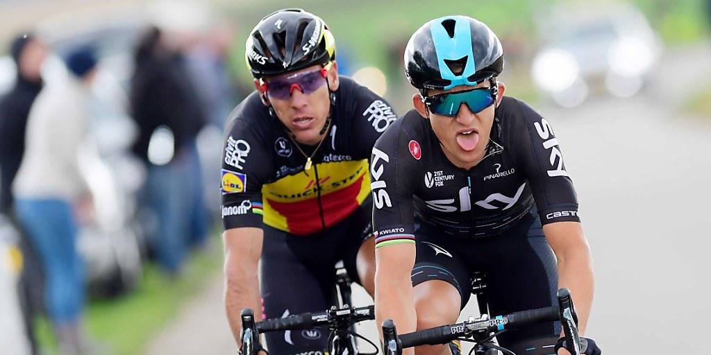 Philippe Gilbert (links) kämpft sich beim Amstel Gold Race nach seinem Sturz zurück und gewinnt