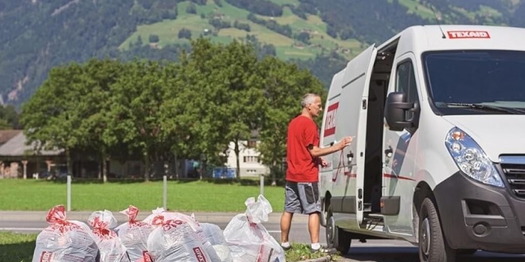 Im vergangenen Jahr hat die Schweizer Bevölkerung über 36'000 Tonnen ausgediente Kleider, Schuhe und Haushaltstextilien via Container und Strassensammlung an Texaid abgegeben.