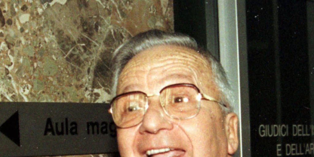 Licio Gelli 1996 in Lugano. Nun ist der Geheimlogen-Chef in Arezzo gestorben. (Archiv)