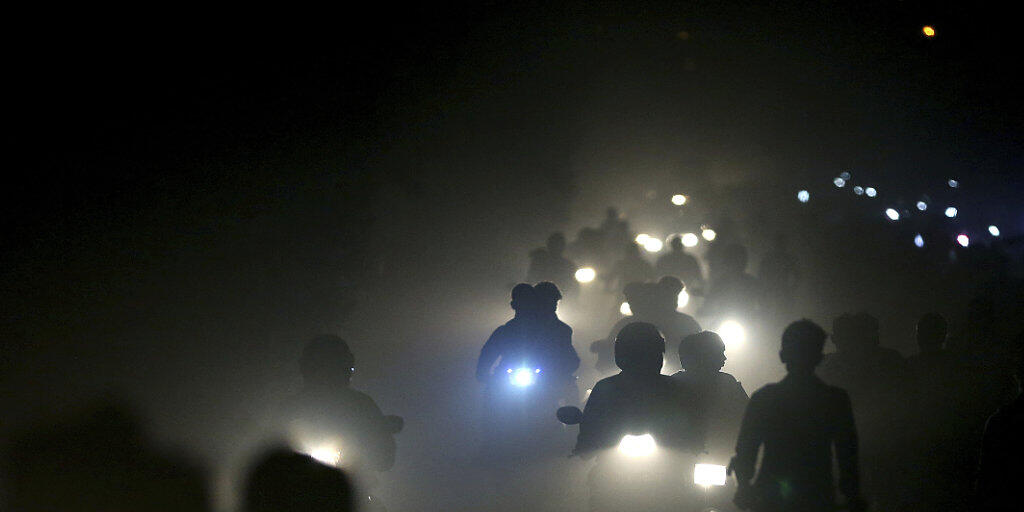 Smog in New Delhi - Umweltschäden führen laut einem Uno-Bericht zu massiven Gesundheitsproblemen. (Archivbild)