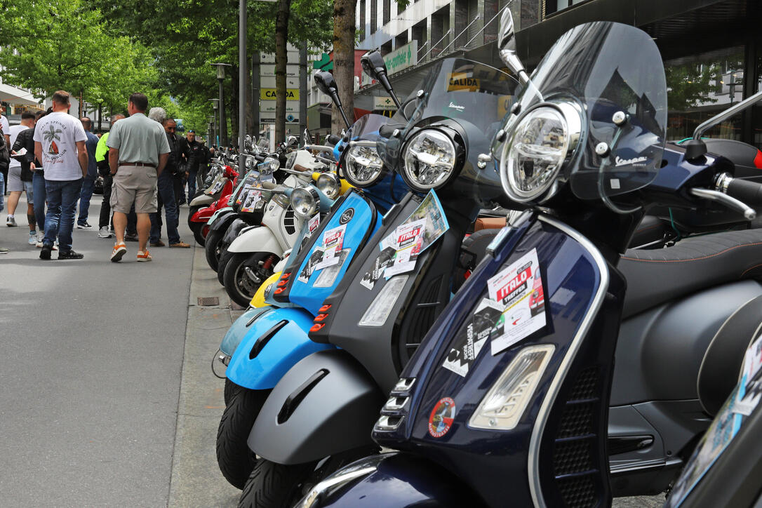 Vespa-Treff in Buchs
