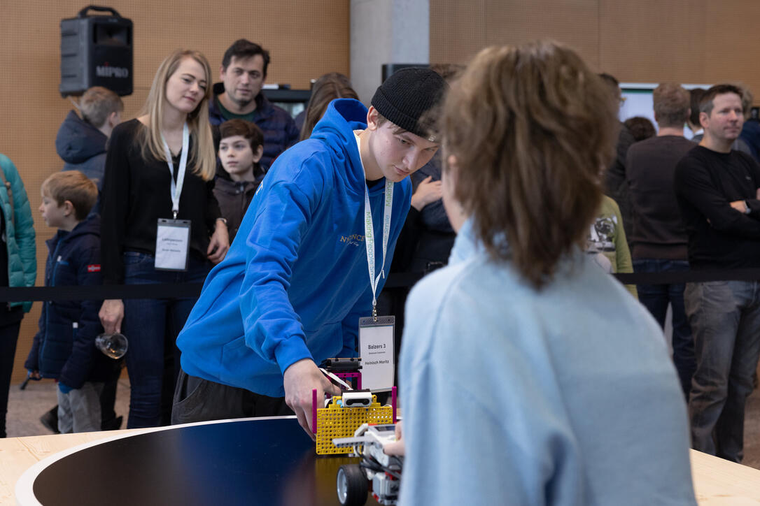 Robo-League bei der Ivoclar in Schaan