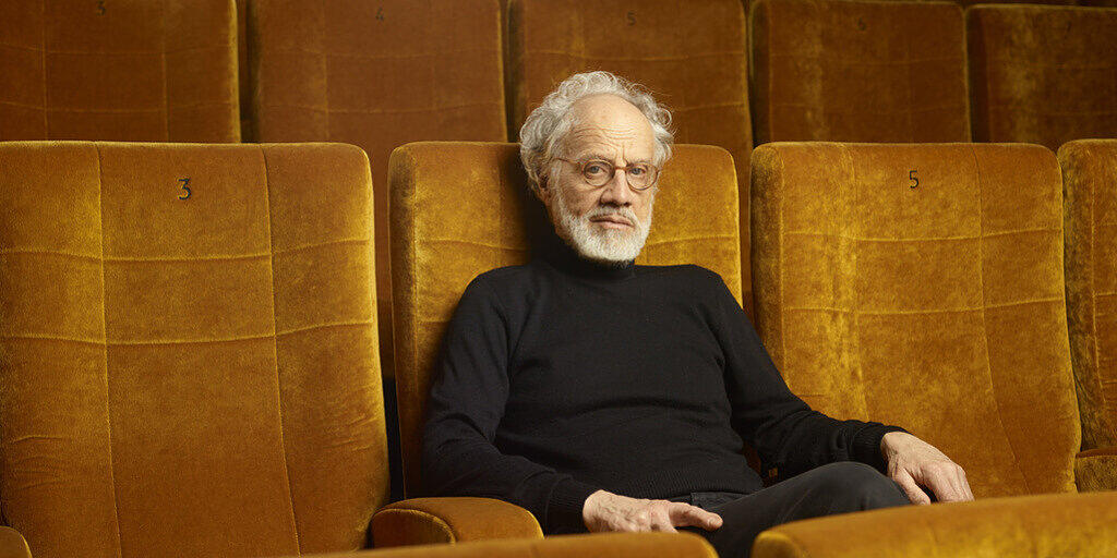 Der Filmemacher Markus Imhoof wird mit dem Ehrenpreis 2020 des Schweizer Filmpreises gewürdigt. Mit Filmen wie "Eldorado" oder "Das Boot ist voll" hat er sich politisch für Mitmenschlichkeit eingesetzt. (Archivbild)