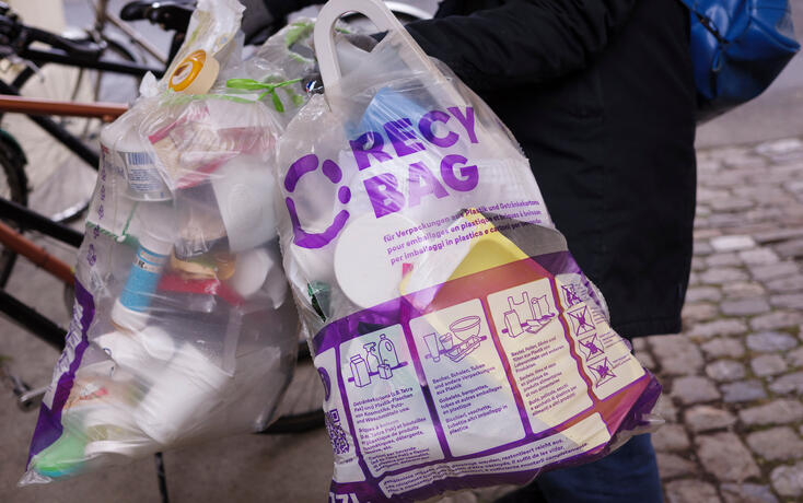 RECYBAG, PLASIK, SAMMELSACK, PLASTIK-SAMMELSACK, PLASTIKSAMMELSACK, RECYCLING, PLASTIKRECYCLING, PLASTIK-RECYCLING, UMWELT,