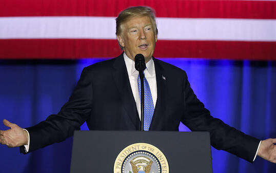 US-Präsident Trump führte in Indianapolis seine Pläne für eine Steuerreform aus.