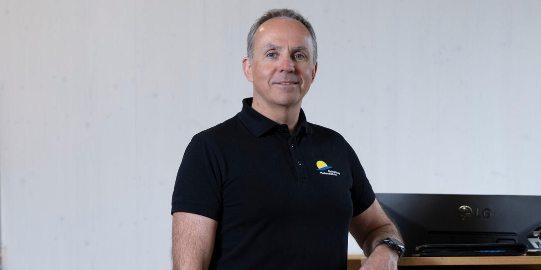 250327 Der Chef Gerold B&uuml;chel