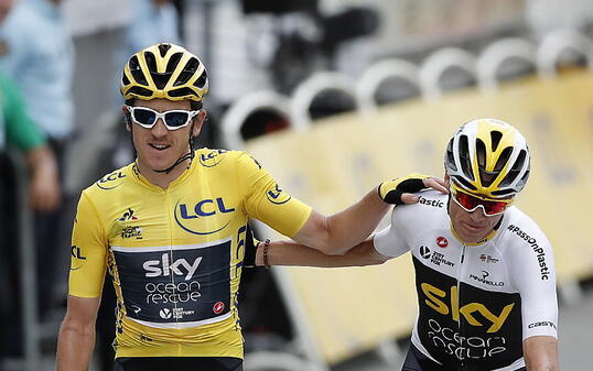 Ende einer Ära: 2019 wird das letzte Jahr des Radsport-Teams Sky mit den Tour-de-France-Siegern Geraint Thomas (li.) und Chris Froome sein