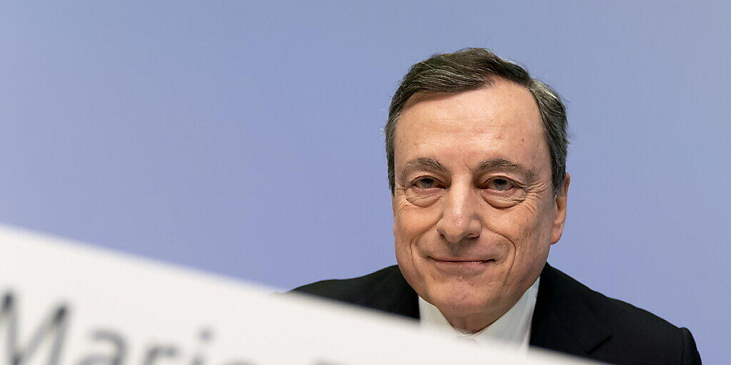 EZB-Chef Mario Draghi verkündet zum vorletzten Mal den Zinsentscheid der Europäischen Zentralbank. (Archiv)