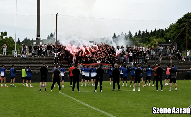 Ein Bild aus dem Abschlusstraining der Aarauer - eine ganze Region will dort unbedingt den Aufstieg.
