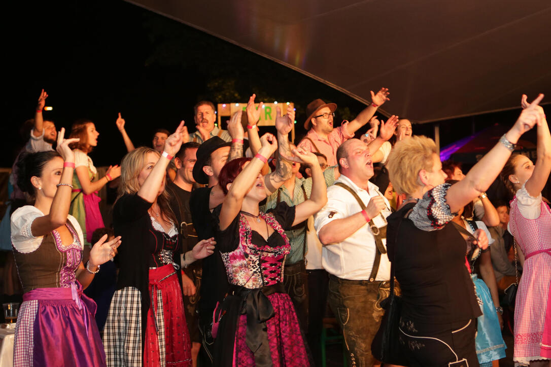 Nacht der Tracht, Mauren