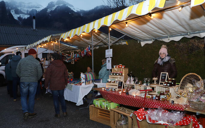 Büchler Weihnachtsmarkt in Rüthi
