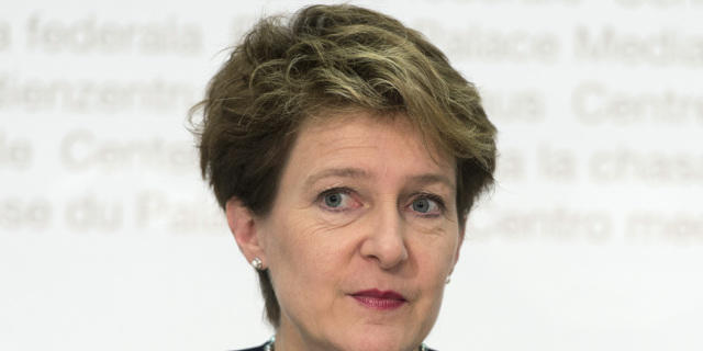 Bundesrätin Simonetta Sommaruga am Dienstag in Bern vor den Medien Bundesrätin Simonetta Sommaruga am Dienstag in Bern vor den Medien