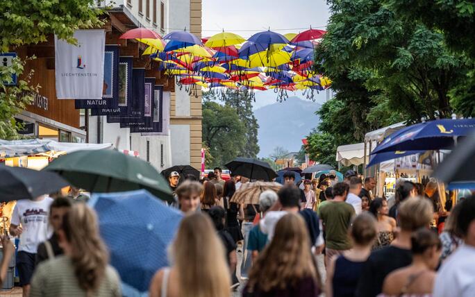 Staatsfeiertag 2026 Volksfest mit Abendprogramm