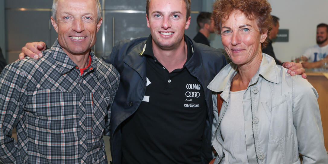 Ian Gut bei einer seiner ersten LSV-Veranstaltung zusammen mit Vater Pauli und Mutter Gabriella.