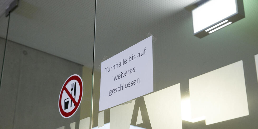 Schliessung Turnhalle Weiterführende Schulen Triesen 141114 Schliessung Turnhalle Weiterführende Schulen Triesen 141114