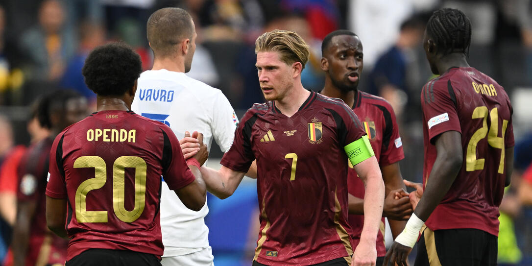 Die Offensive um Lois Openda (l.), Jérémy Doku und Leonardo Trossard soll für die nötige Gefahr im Sturm sorgen.