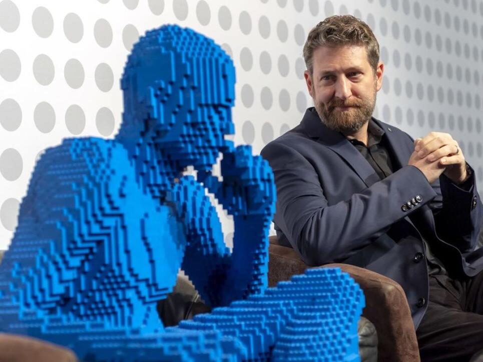 Nathan Sawaya verwandelt die Welt in Lego-Steine.
