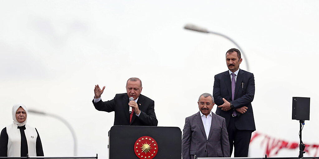 Mursi wurde ermordet: Das behauptet der türkische Präsident Recep Tayyip Erdogan an einem Wahlkampfanlass in Istanbul.