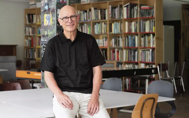 Als Direktor der Kunstschule in Nendeln hat sich Martin Walch verabschiedet. Aber auch künftig wird er mit diesem Kapitel seines Lebens verbunden sein. Er freut sich auch darauf, wieder vermehrt Zeit in seinem Zuhause in Planken zu verbringen. Ohne Langweile.
