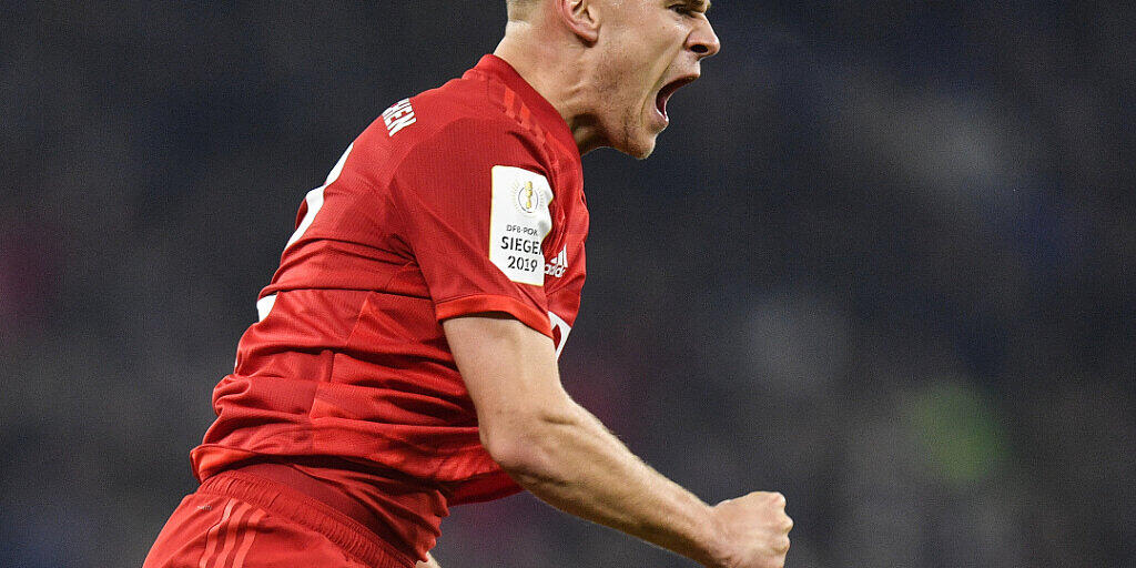 Joshua Kimmich freut sich über seinen entscheidenden Treffer
