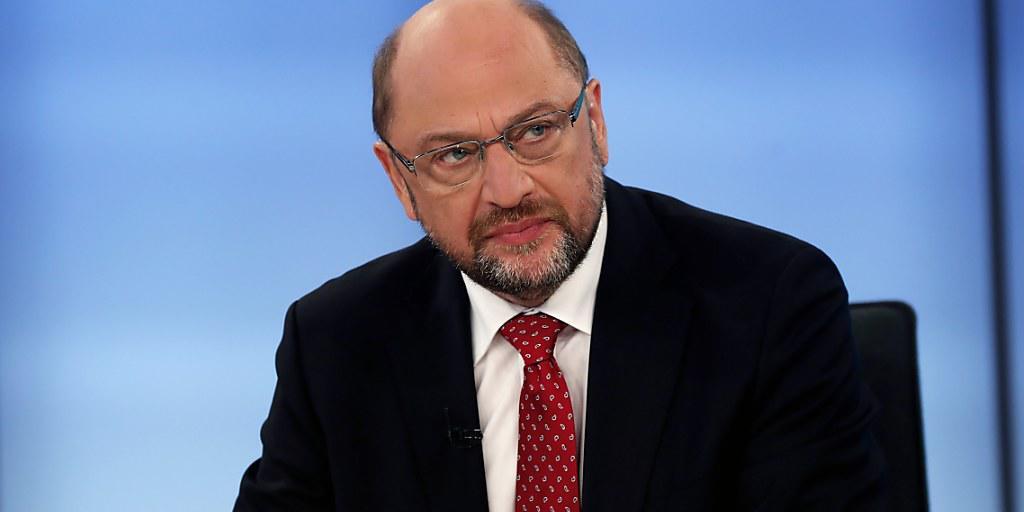 Die SPD hat bei den Bundestagswahlen eine schwere Schlappe eingefahren: 
Kanzlerkandidat und SPD-Chef Martin Schulz hat Kanzlerin Angela Merkel am Wahlabend scharf angegriffen und sie für das starke Abschneiden der AfD verantwortlich gemacht.