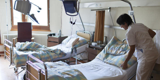 Krankenbetten im Regionalspital Surselva (Symbolbild)
