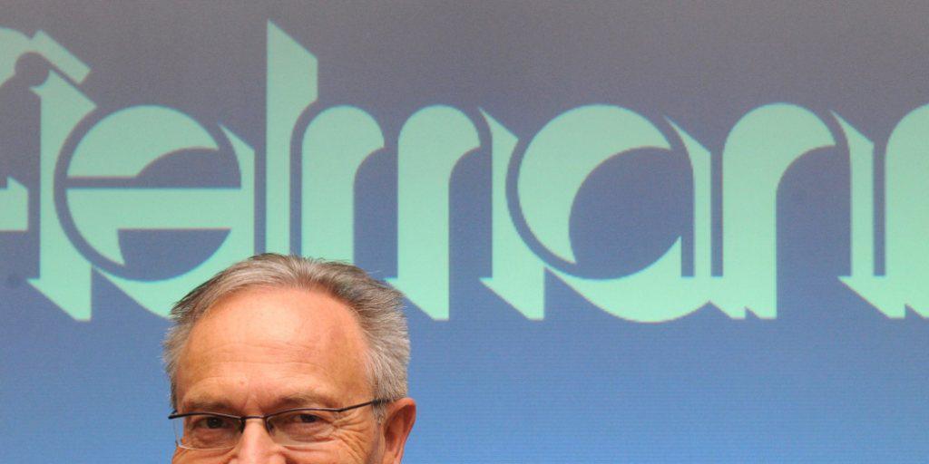 Sohn Marc muss sich erst bewähren: Fielmann-Firmenpatron Günther Fielmann behält die Zügel noch eine Weile in der Hand. (Archiv) Sohn Marc muss sich erst bewähren: Fielmann-Firmenpatron Günther Fielmann behält die Zügel noch eine Weile in der Hand. (Archiv)