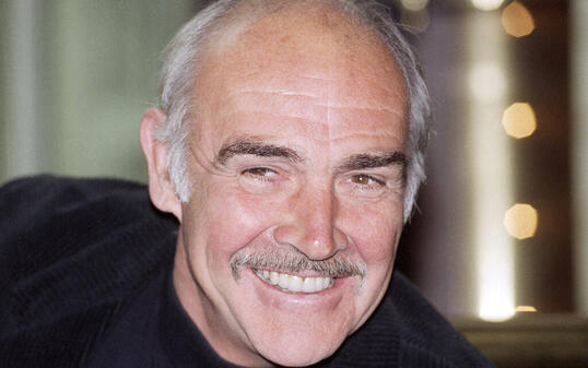 Die Pistole von Sean Connery aus dem Film "James Bond - 007 jagt Dr. No" kommt unter den Hammer. (Archivbild)