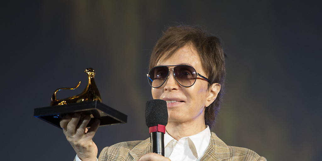US-Regisseur Michael Cimino im vergangenen Sommer in Locarno, wo er den Ehrenleoparden in Empfang nahm. Der 77-jährige Cimino wurde am Samstag Tod in seinem Haus gefunden. (Archivbild) US-Regisseur Michael Cimino im vergangenen Sommer in Locarno, wo er den Ehrenleoparden in Empfang nahm. Der 77-jährige Cimino wurde am Samstag Tod in seinem Haus gefunden. (Archivbild)