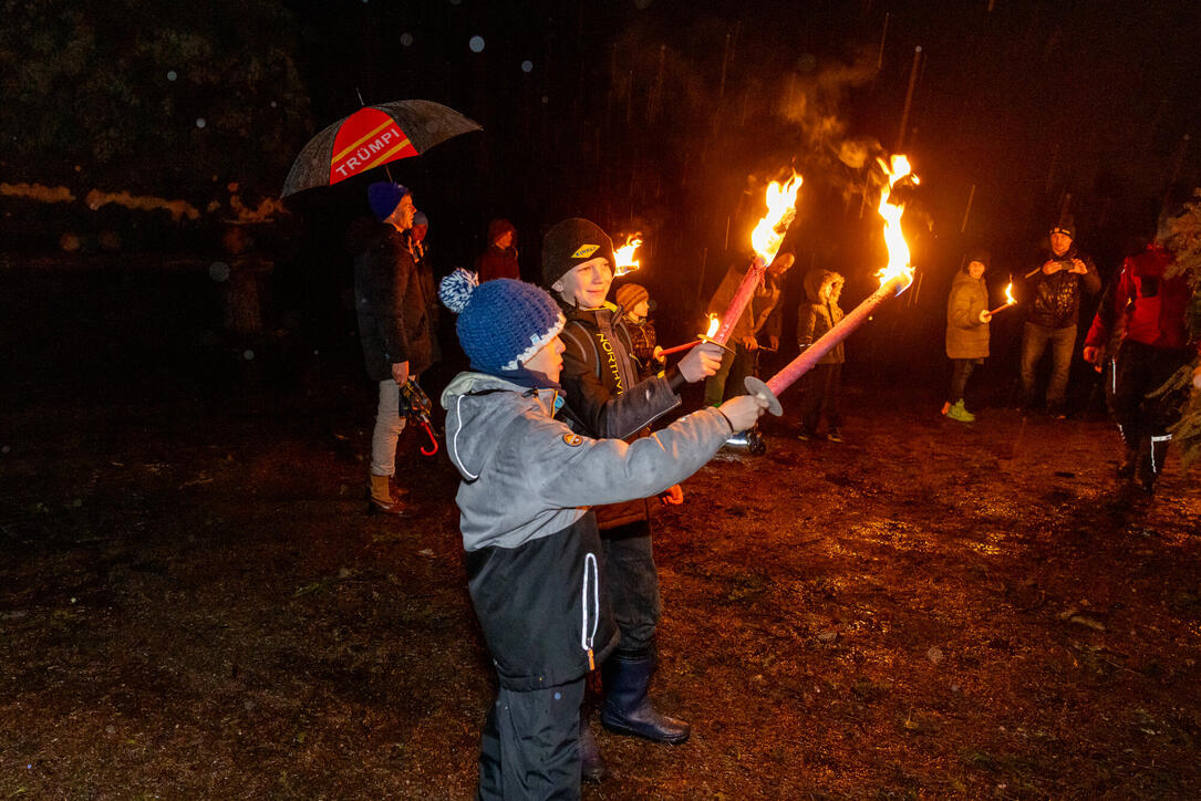 Funken Triesen mit Fackelumzug