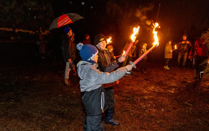 Funken Triesen mit Fackelumzug