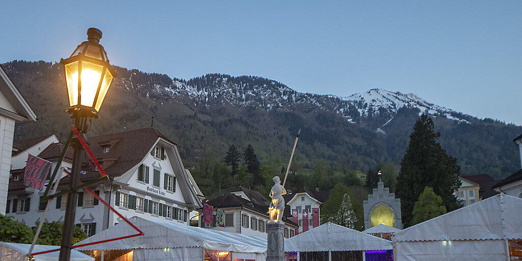 Während der Stanser Musiktage vom 30. April bis 5. Mai ist der Dorfplatz von Stans ein Ort für ein friedliches und ausgelassenes Volksfest. Während der Stanser Musiktage vom 30. April bis 5. Mai ist der Dorfplatz von Stans ein Ort für ein friedliches und ausgelassenes Volksfest.