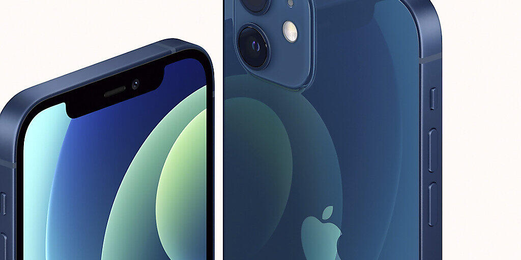 Rund 13 Jahre nach dem Verkaufsstart des ersten Apple-Smartphones werden Ende Oktober erstmals mehr als eine Milliarden iPhones weltweit aktiv genutzt. (Archivbild) Rund 13 Jahre nach dem Verkaufsstart des ersten Apple-Smartphones werden Ende Oktober erstmals mehr als eine Milliarden iPhones weltweit aktiv genutzt. (Archivbild)