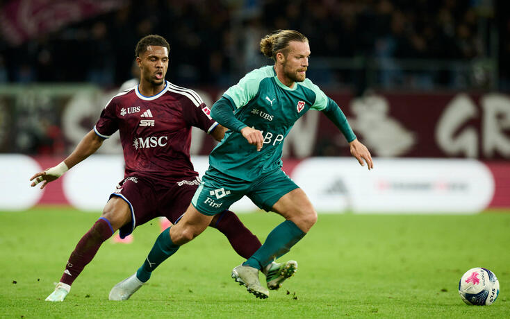 Liridon Berisha (r.) und der FCV wollen an den 5:2-Erfolg gegen GC im August ankn&uuml;pfen.