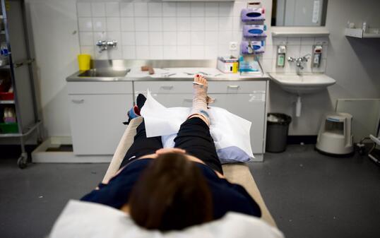 VERLETZUNG, WADENKNOCHENBRUCH,  BEINVERLETZUNG, BEINBRUCH, BRUCH, GIPS, GIPSEN, GIPSWECHSEL, GIPSBEIN,  GIPSVERBAND, STADTSPITAL TRIEMLI, TRIEMLI, SPITAL TRIEMLI,