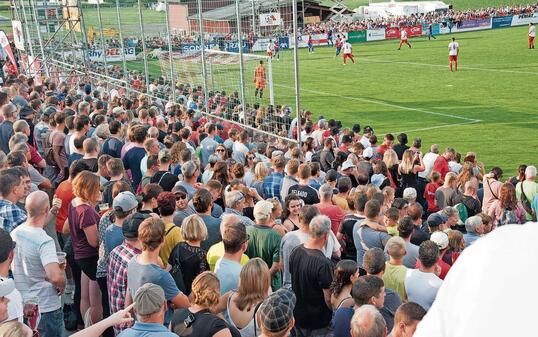 FC Basel in Montlingen