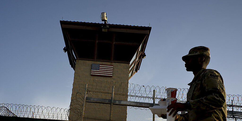 Das US-Gefangenenlager Guantánamo ist nach einer Berechnung der "New York Times" das wohl teuerste Gefängnis der Geschichte. Die Kosten für die Unterbringung der zuletzt 40 Insassen lagen 2018 bei über 540 Millionen US-Dollar. Das entspricht rund 13 Millionen Dollar pro Häftling. (Archivbild)
