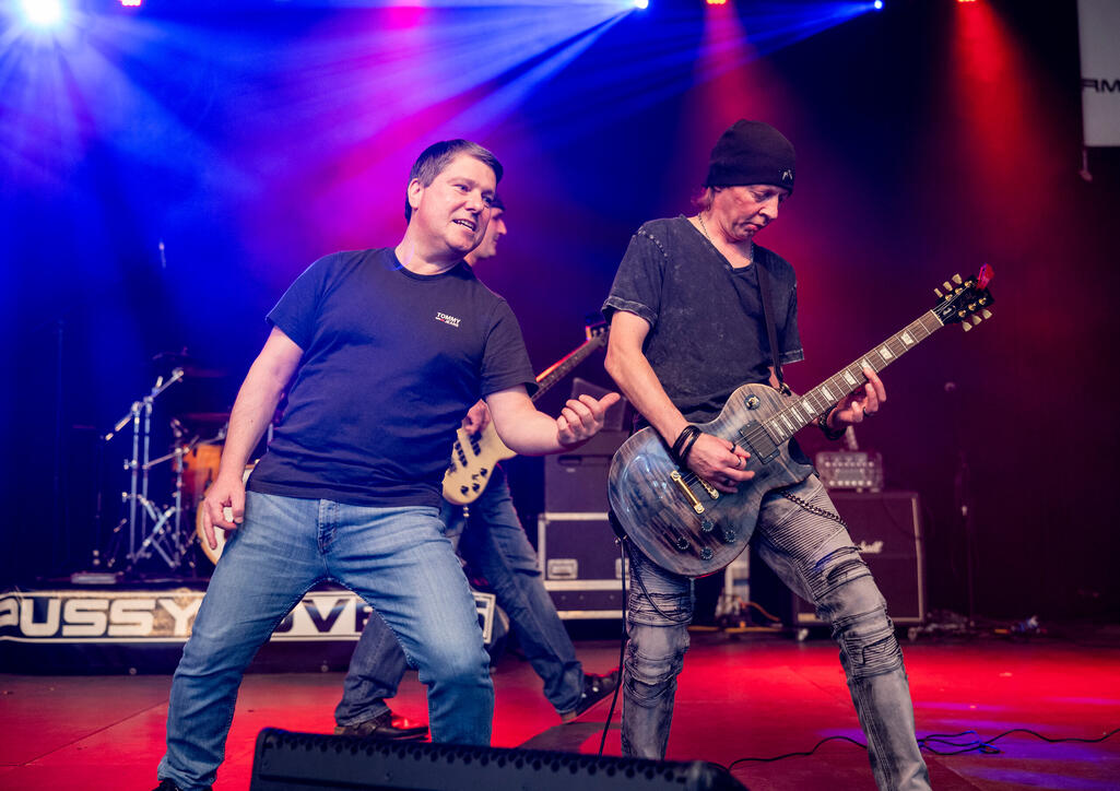 Unterländer Jahrmarkt - Party im Festzelt Unterland rockt, in E