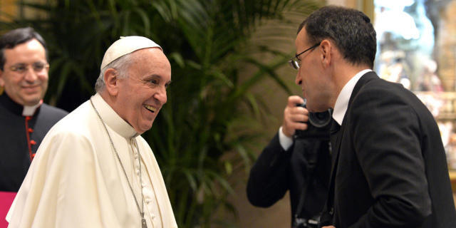 Amtszeit zu Ende: Garde-Kommandant Anrig beim Papst (Archiv) Amtszeit zu Ende: Garde-Kommandant Anrig beim Papst (Archiv)