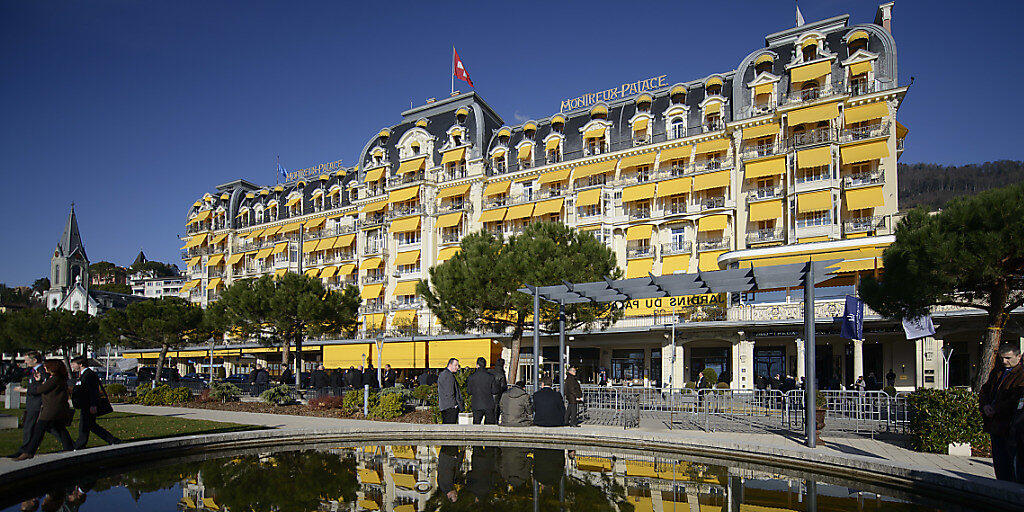 Das Montreux Palace ist vom Donnerstag bis Sonntag für das Bilderberg-Treffen reserviert. (Archivbild) Das Montreux Palace ist vom Donnerstag bis Sonntag für das Bilderberg-Treffen reserviert. (Archivbild)