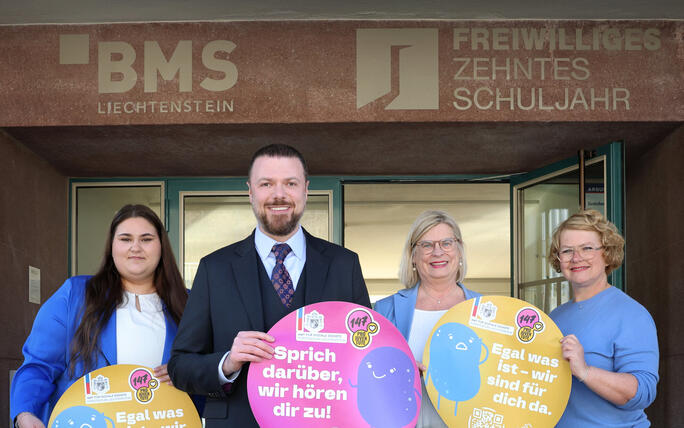 Start 147-Kampagne mit Regierungsrat Emanuel Sch&auml;dler (zweiter .v.l.).