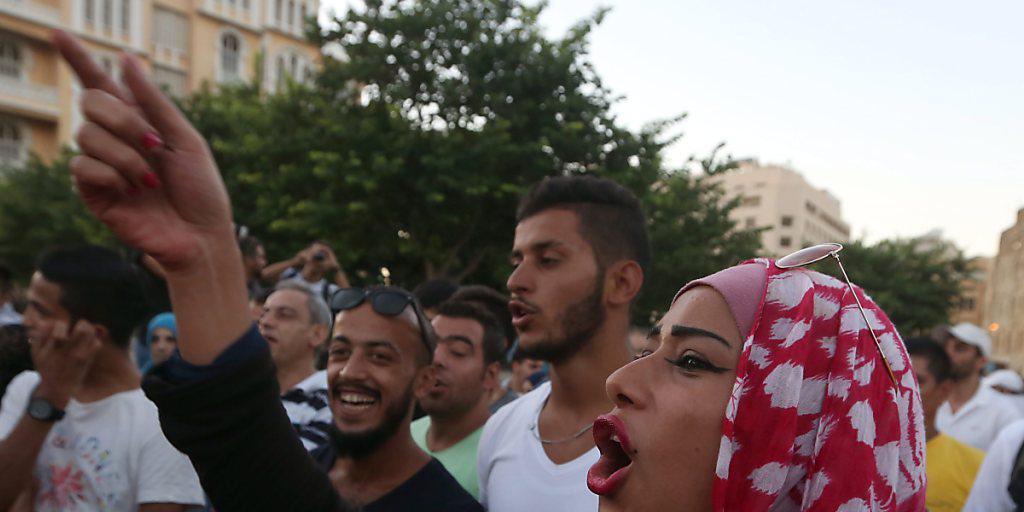 Protest in Beirut: Libanons Regierung sieht sich Kritik ausgesetzt