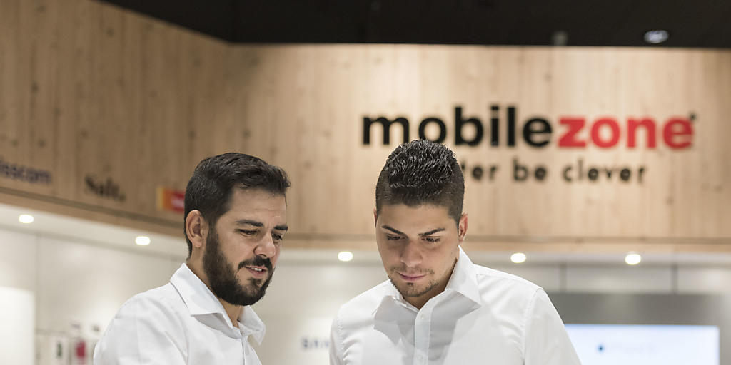 Mobilezone-Shop in Oftringen: Die Shops sind nach nach wie vor das Zugpferd für das Geschäft des Handyverkäufers.