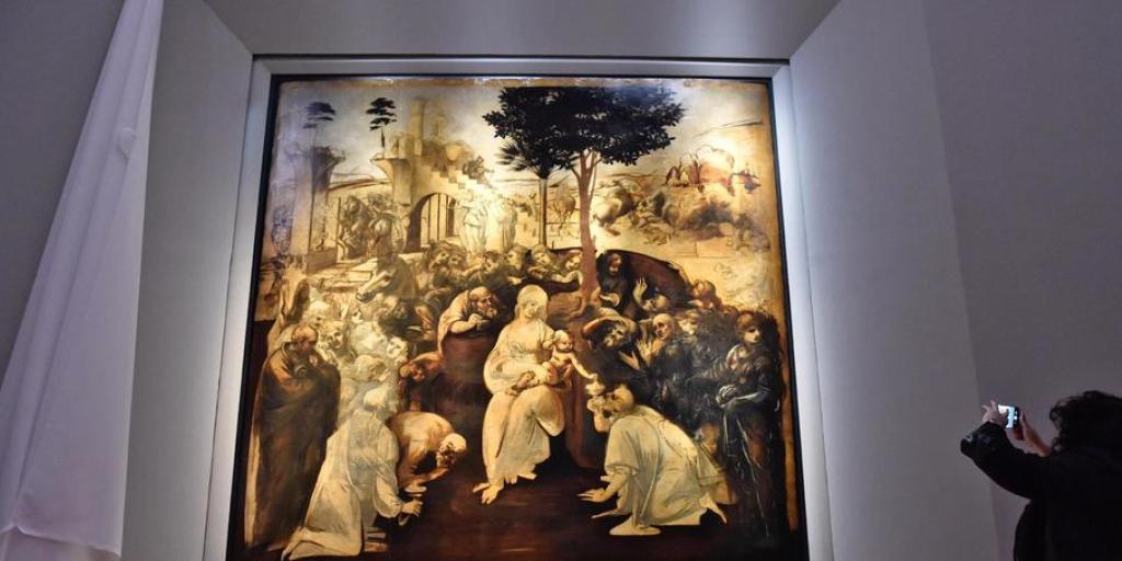 Leonardo da Vincis Gemälde "Anbetung der Könige aus dem Morgenland" ist nach der Restaurierung in den Uffizien in Florenz wieder ausgestellt.