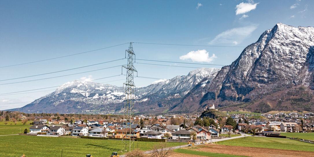 Hochspannungsleitung in Balzers