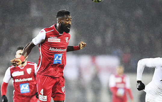 Johan Djourou wechselt wie Xavier Kouassi vom FC Sion zu Neuchâtel Xamax