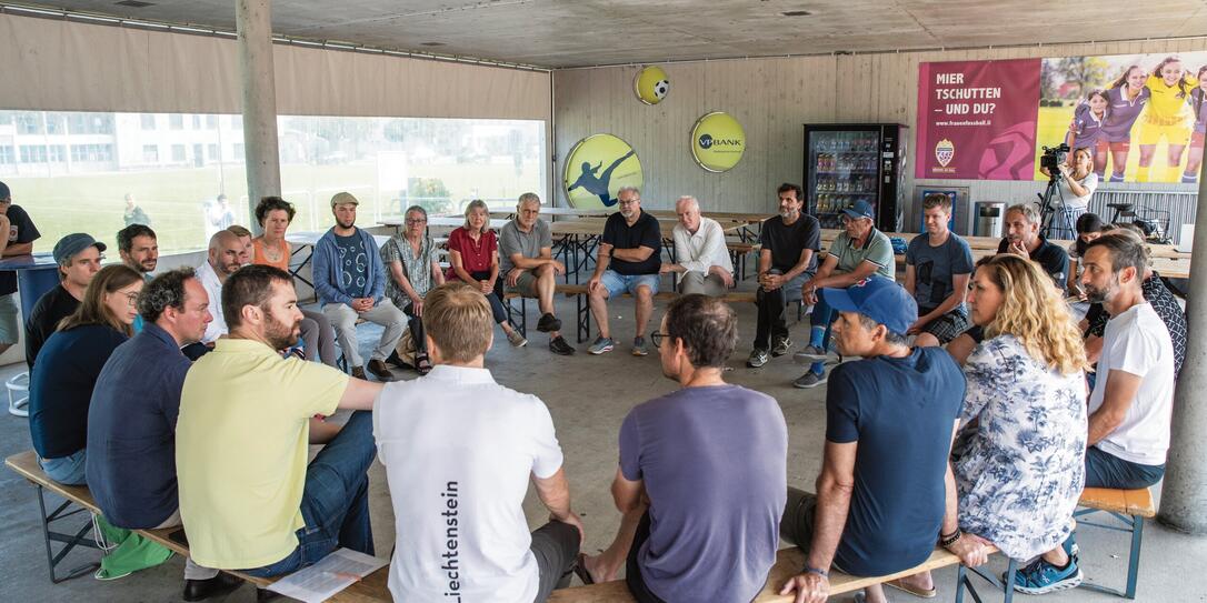 Verein Elf Diskussionsrunde